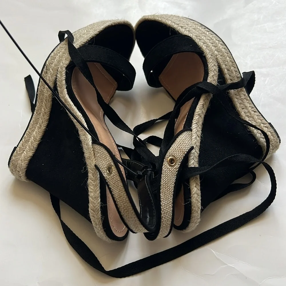 Fashion Nova Get On My Level Wedges - Black - Picture 10 of 15